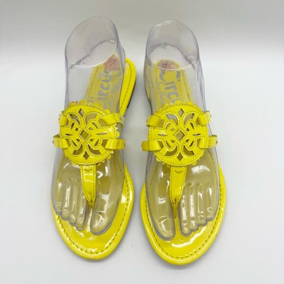 Circus NY by Sam Edelman Canyon Patent Flat Medallion Sandals Bright Yellow Sz 7 - Picture 5 of 15